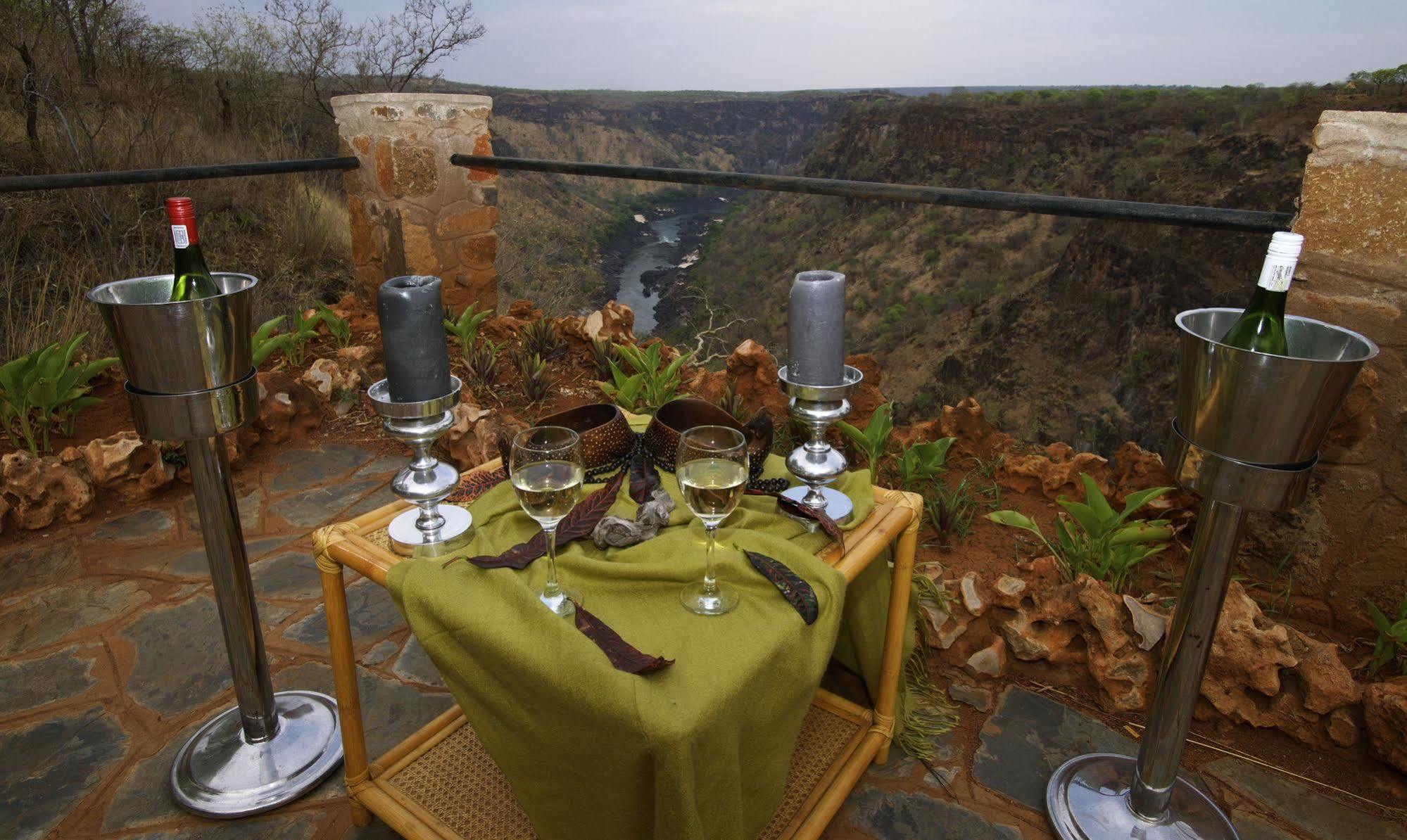 Gorges Lodge Victoria Falls Eksteriør bilde